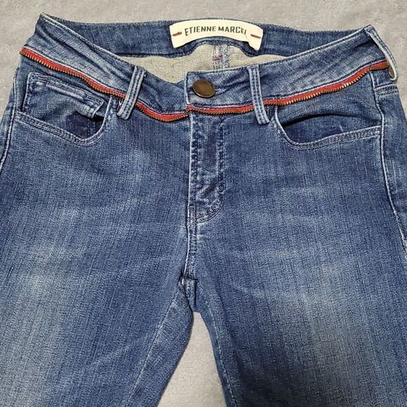 Etienne Marcel Fray Skinny in Medium Wash  Low Rise Jeans - Picture 2 of 8